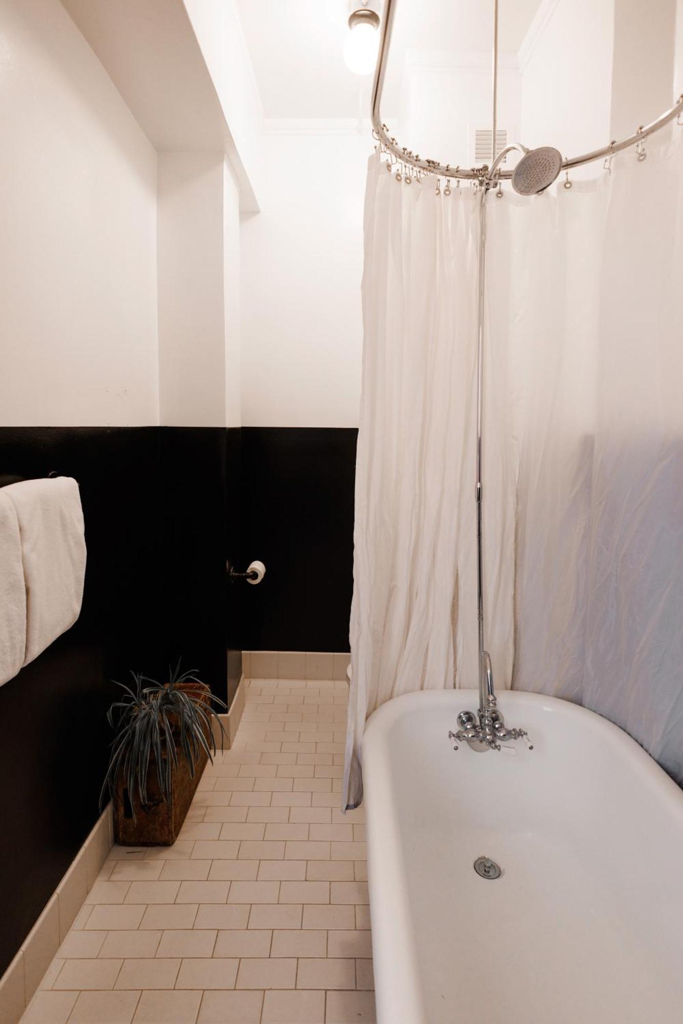 Hotel The Clyde By Kasa 3*